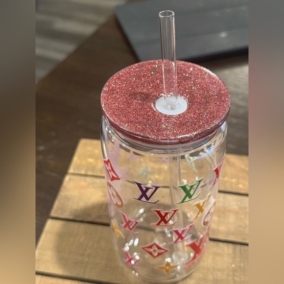 Louis Vuitton Pink and Red cup - Picture 3 of 3